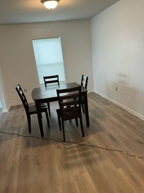 For Rent: $1,650 (4 beds, 2 baths, 1608 Square Feet)