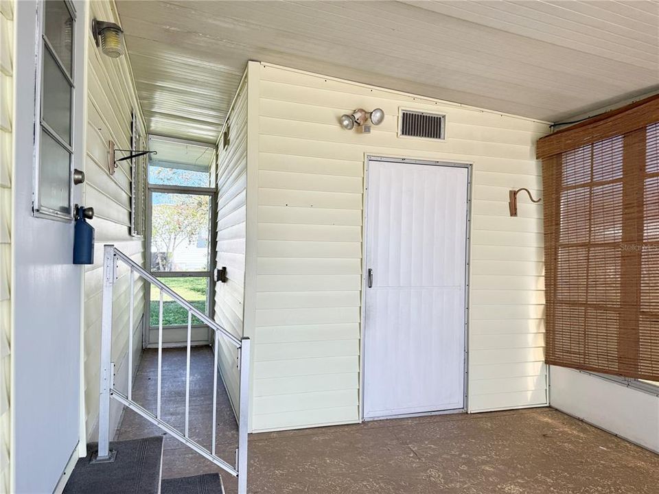 Screened Patio