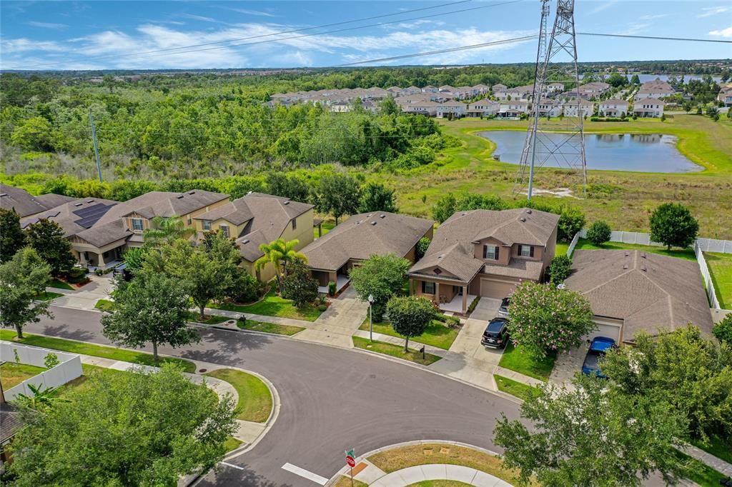 For Sale: $560,000 (4 beds, 2 baths, 1904 Square Feet)