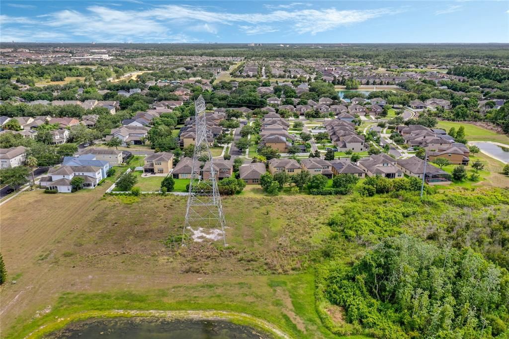 For Sale: $560,000 (4 beds, 2 baths, 1904 Square Feet)