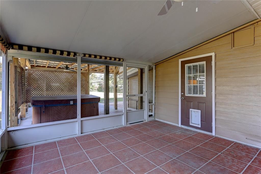 Screened Patio