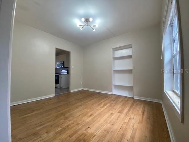 For Rent: $1,989 (2 beds, 2 baths, 1100 Square Feet)