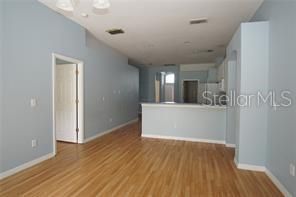 For Rent: $2,100 (3 beds, 2 baths, 1808 Square Feet)