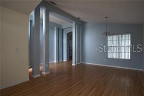 For Rent: $2,100 (3 beds, 2 baths, 1808 Square Feet)