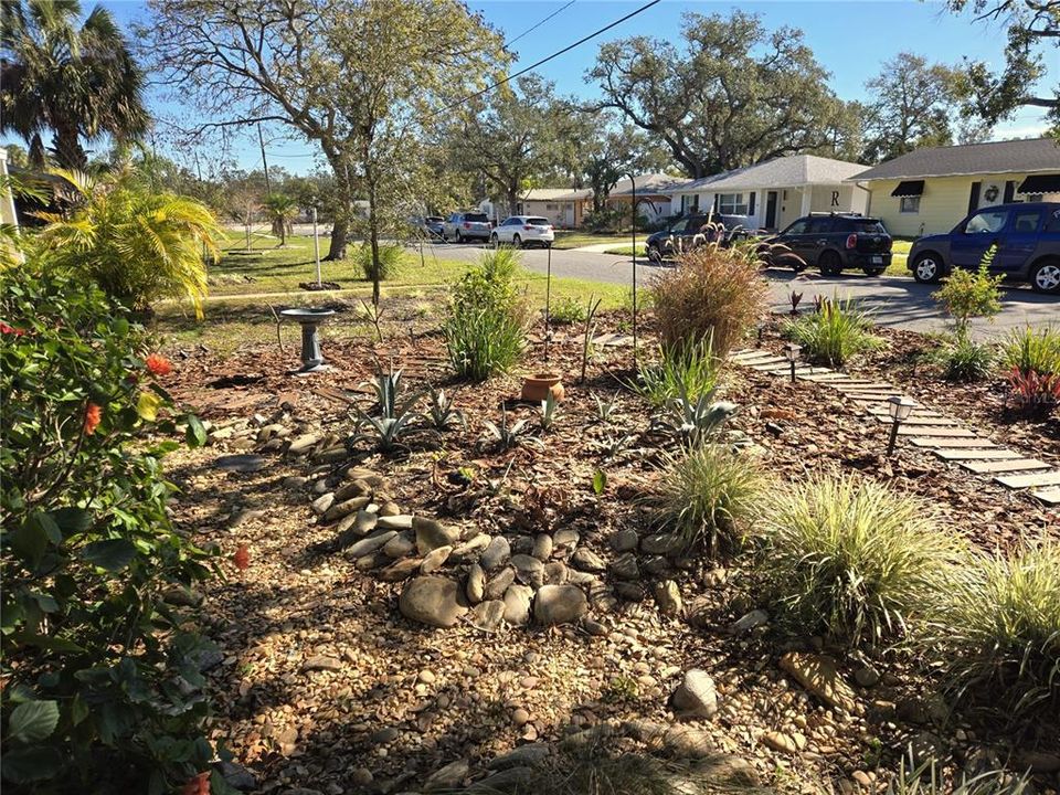 For Sale: $550,000 (3 beds, 2 baths, 1547 Square Feet)