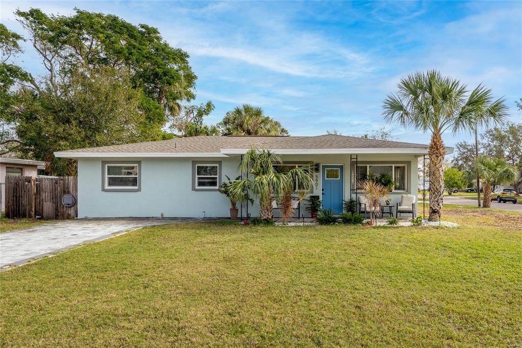 For Sale: $424,000 (3 beds, 2 baths, 1170 Square Feet)