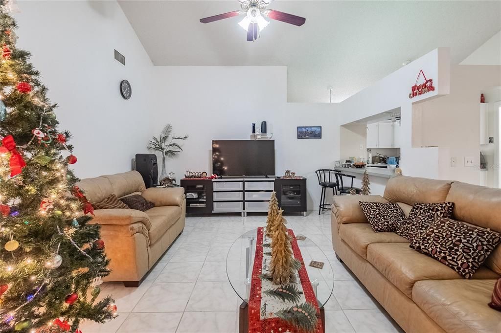 For Sale: $345,000 (4 beds, 2 baths, 1769 Square Feet)