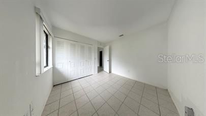 For Sale: $299,999 (2 beds, 2 baths, 1083 Square Feet)