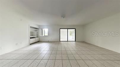 For Sale: $299,999 (2 beds, 2 baths, 1083 Square Feet)