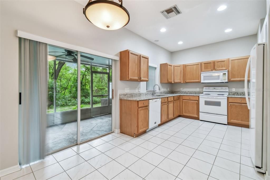 For Rent: $2,100 (2 beds, 2 baths, 1232 Square Feet)