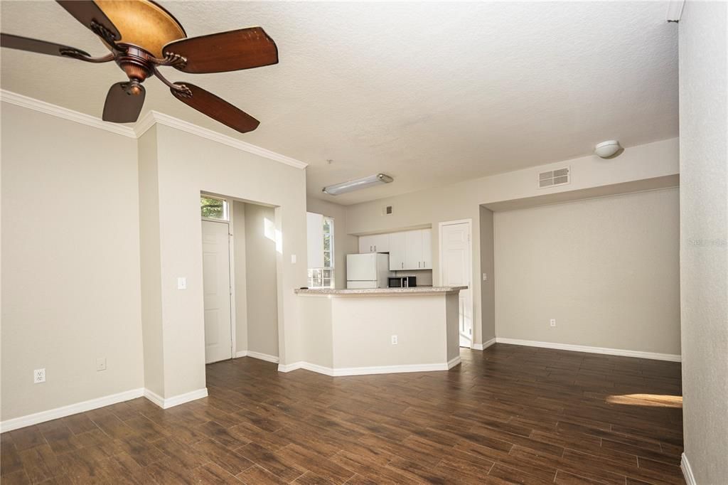 For Rent: $1,595 (2 beds, 2 baths, 1051 Square Feet)