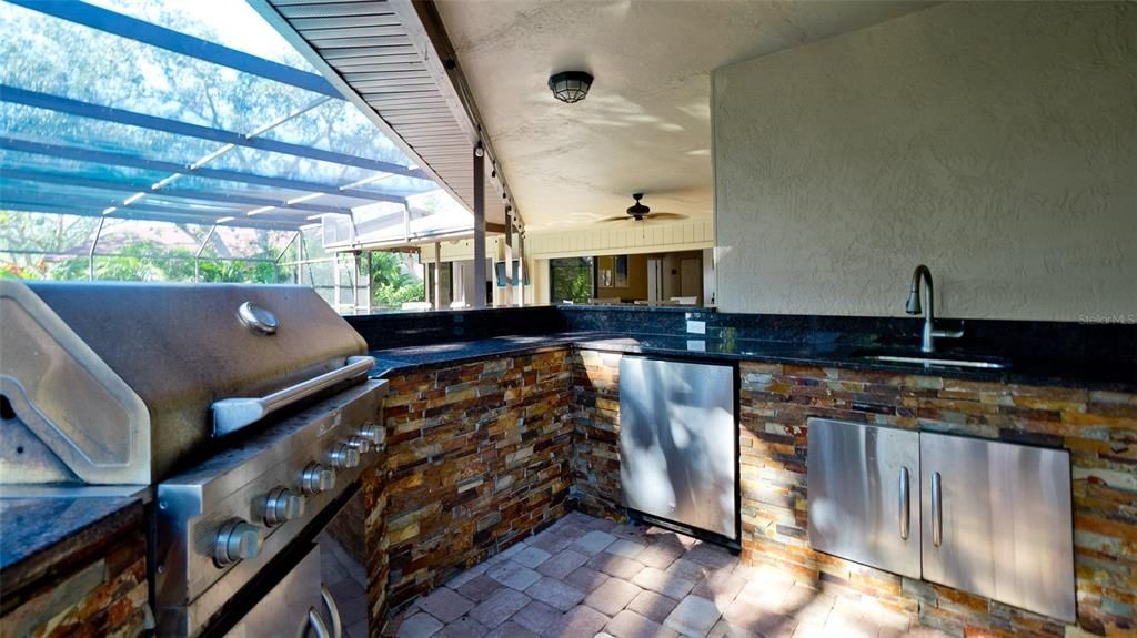 outdoor kitchen