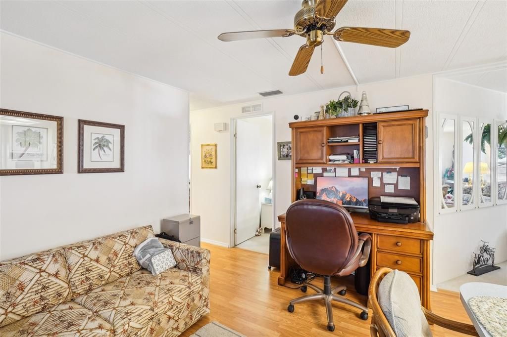 For Sale: $197,500 (2 beds, 2 baths, 1152 Square Feet)