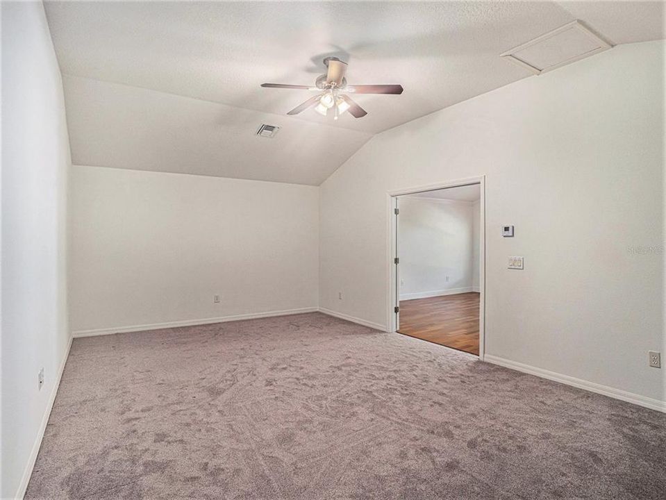 2nd Floor Bonus Room