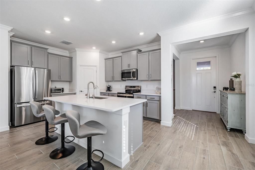 For Sale: $406,000 (2 beds, 2 baths, 1783 Square Feet)