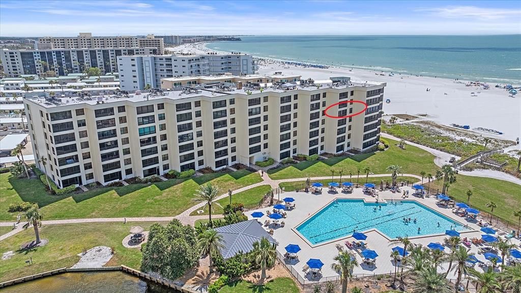 最近售出: $1,395,000 (2 贝兹, 2 浴室, 1335 平方英尺)