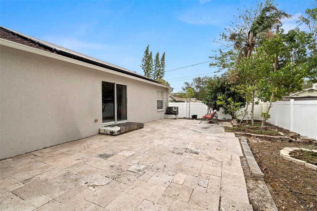 For Sale: $479,000 (3 beds, 2 baths, 1502 Square Feet)