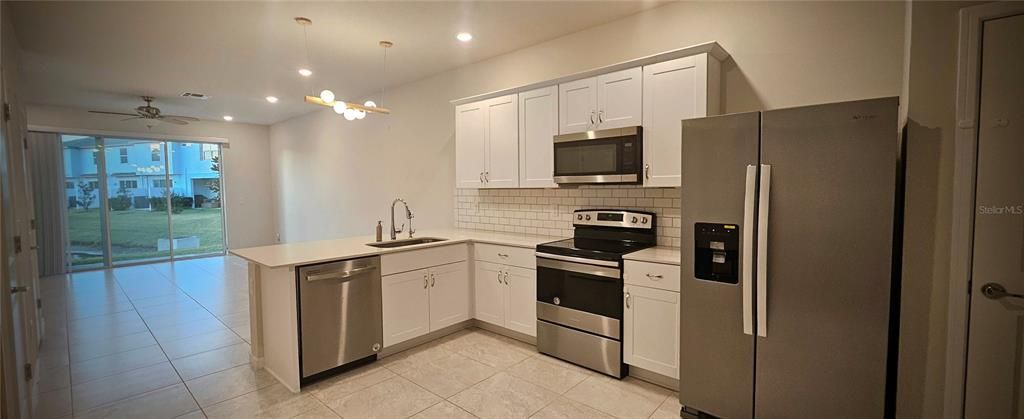 For Rent: $2,275 (2 beds, 2 baths, 1549 Square Feet)