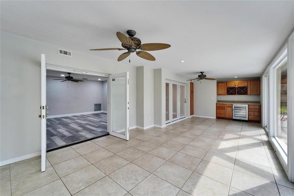 For Sale: $635,500 (3 beds, 2 baths, 2563 Square Feet)