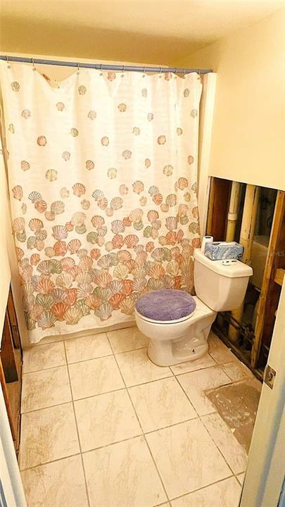 2nd Bathroom