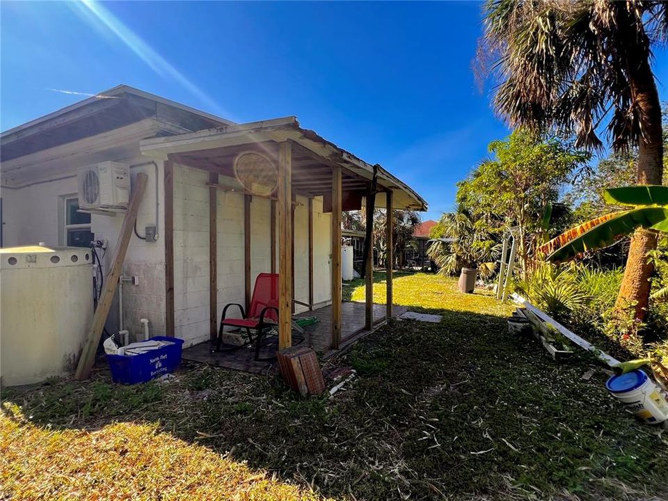 For Sale: $369,900 (4 beds, 2 baths, 2140 Square Feet)