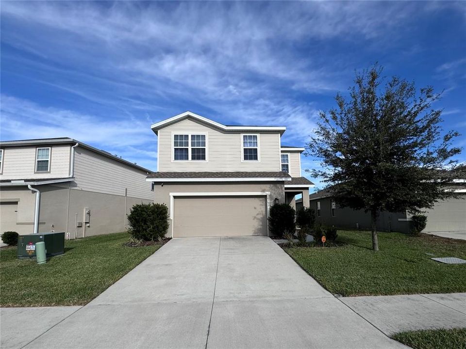 For Sale: $394,900 (4 beds, 2 baths, 2046 Square Feet)