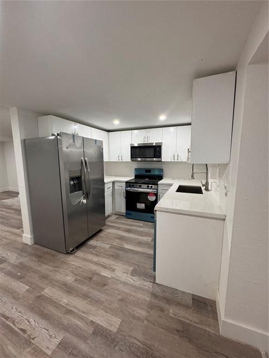 For Rent: $1,500 (3 beds, 2 baths, 1528 Square Feet)