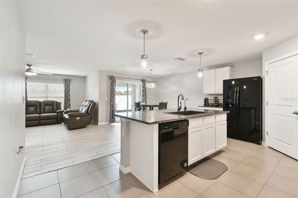 For Sale: $359,900 (4 beds, 2 baths, 1846 Square Feet)