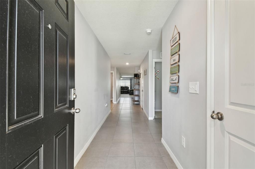 For Sale: $359,900 (4 beds, 2 baths, 1846 Square Feet)