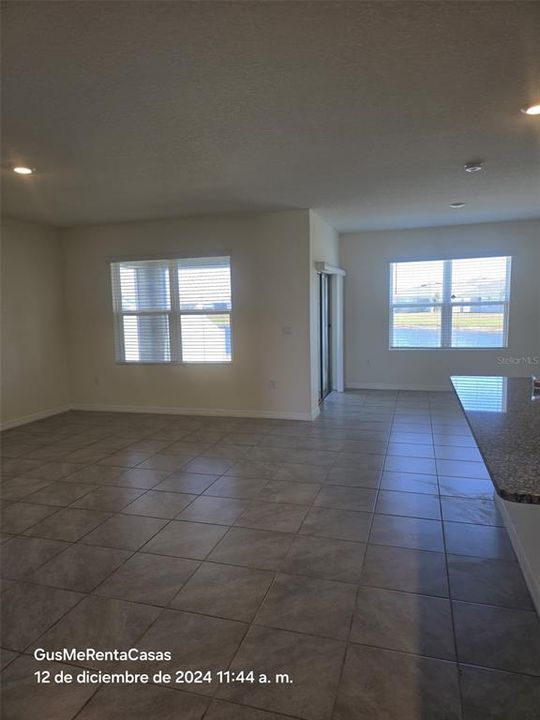 For Rent: $2,700 (3 beds, 2 baths, 1725 Square Feet)