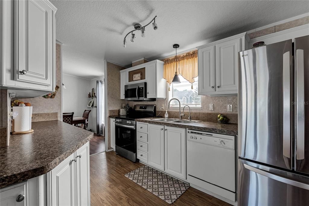 Large beautiful kitchen