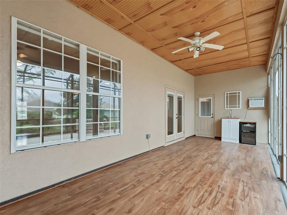 Lanai w/Access to additional bathroom & French door access to kitchen