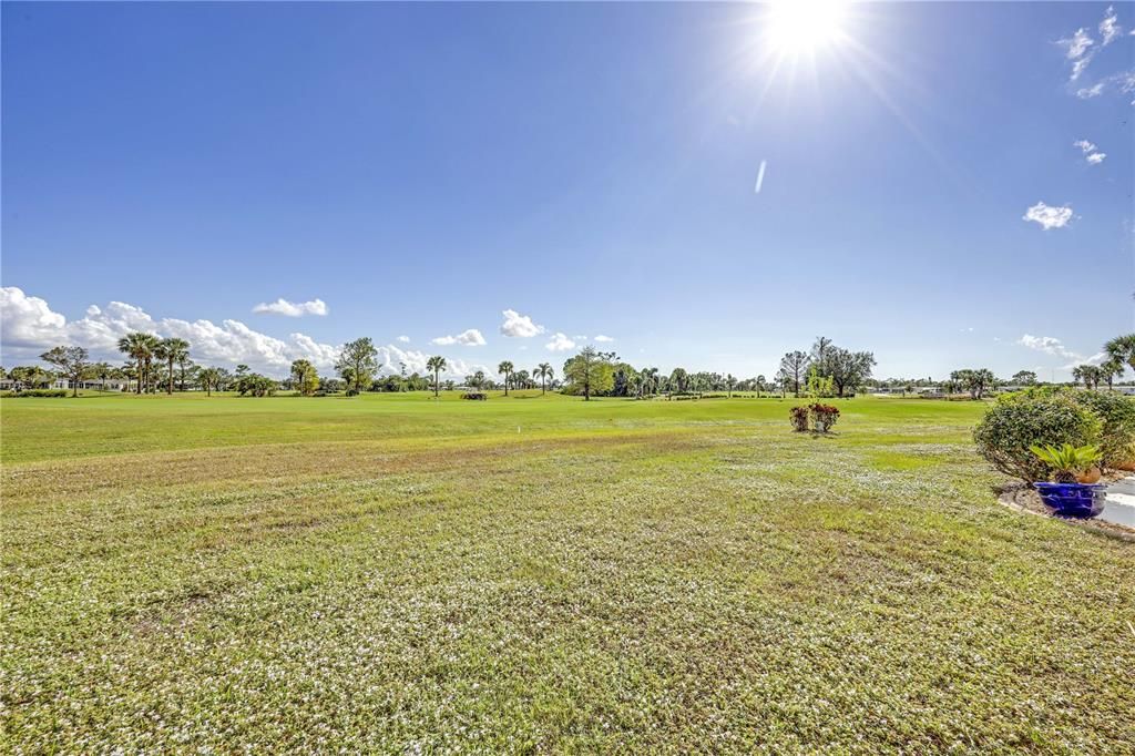 For Sale: $315,000 (3 beds, 2 baths, 1593 Square Feet)