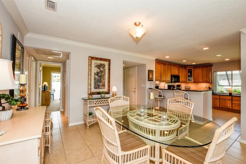 Dining room, kitchen