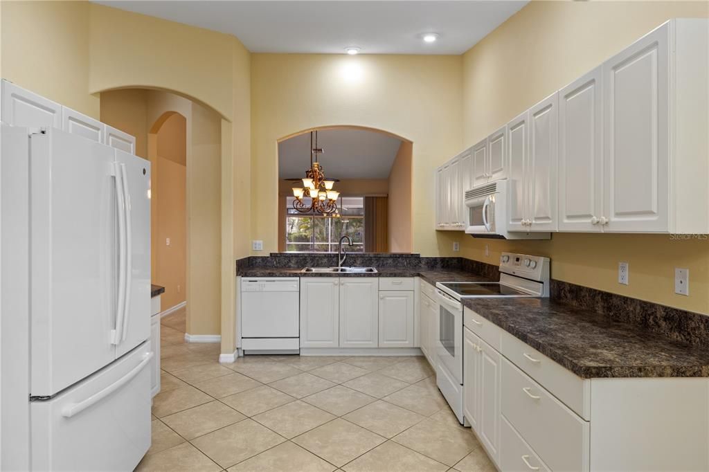 For Sale: $259,000 (2 beds, 2 baths, 1451 Square Feet)