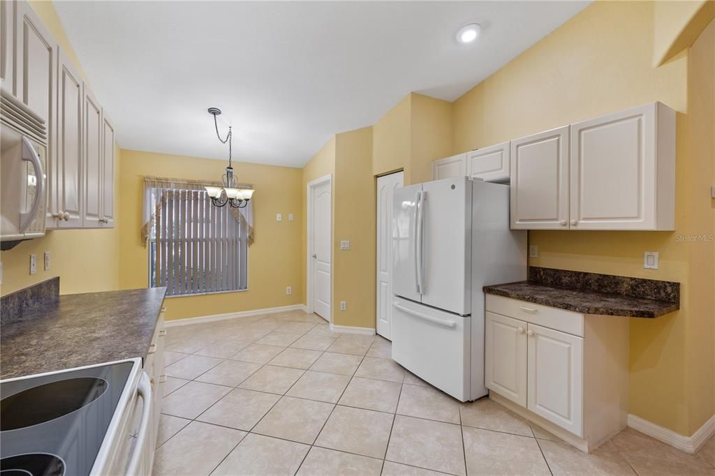 For Sale: $259,000 (2 beds, 2 baths, 1451 Square Feet)