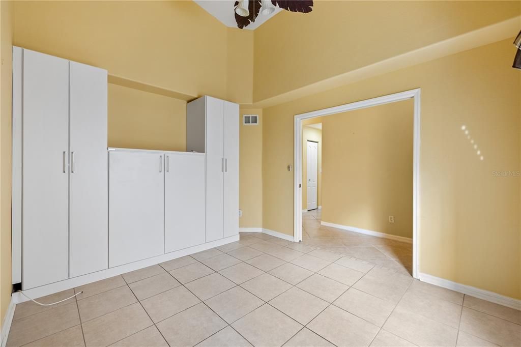 For Sale: $259,000 (2 beds, 2 baths, 1451 Square Feet)