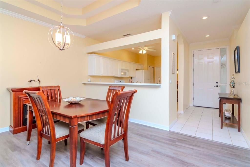 For Sale: $339,444 (2 beds, 2 baths, 1332 Square Feet)