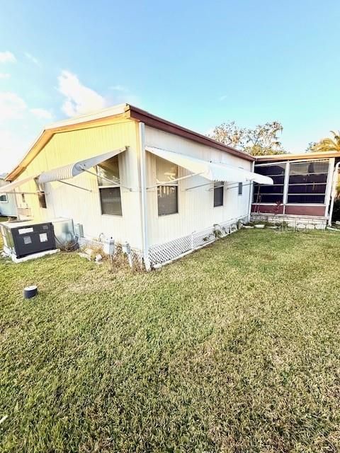 En Venta: $86,900 (2 camas, 2 baños, 864 Pies cuadrados)