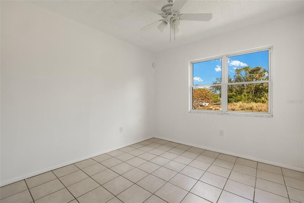 For Sale: $235,000 (3 beds, 2 baths, 1176 Square Feet)