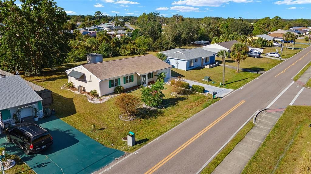 For Sale: $235,000 (3 beds, 2 baths, 1176 Square Feet)