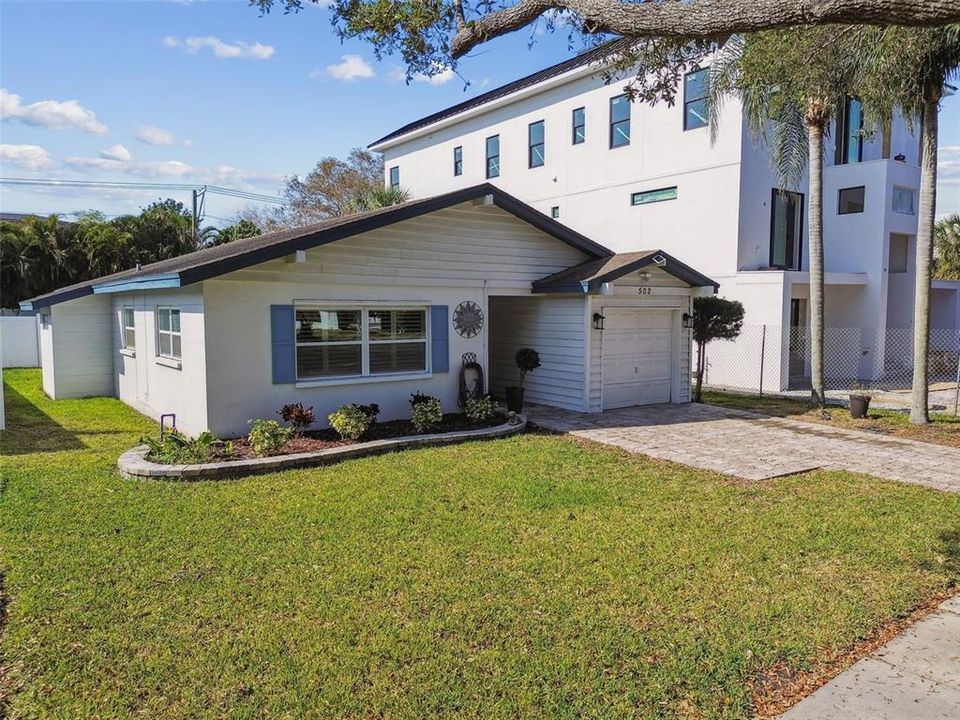 For Sale: $875,000 (3 beds, 2 baths, 1856 Square Feet)