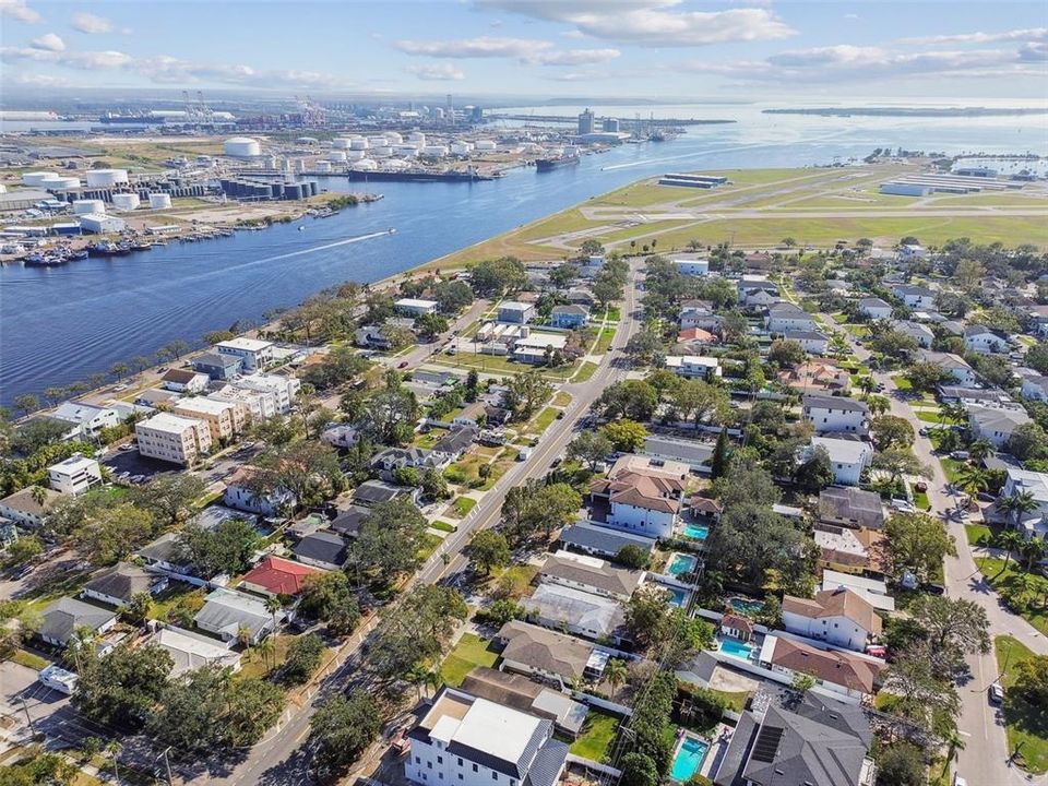 For Sale: $875,000 (3 beds, 2 baths, 1856 Square Feet)