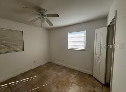 For Rent: $1,600 (4 beds, 1 baths, 1250 Square Feet)