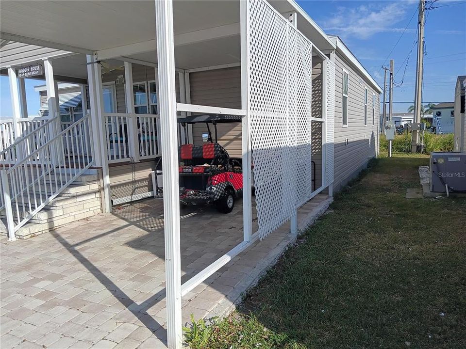 For Sale: $215,000 (3 beds, 2 baths, 1200 Square Feet)