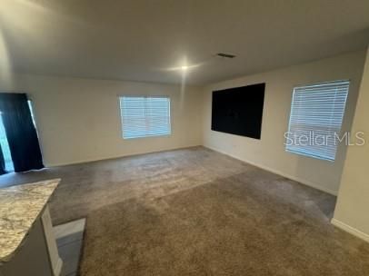 For Rent: $2,300 (4 beds, 2 baths, 2078 Square Feet)