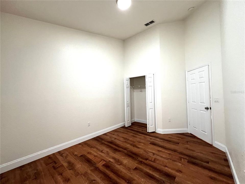 For Rent: $2,900 (4 beds, 3 baths, 1962 Square Feet)