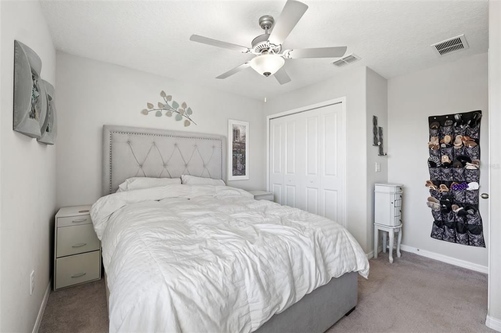 For Sale: $329,900 (3 beds, 2 baths, 1615 Square Feet)