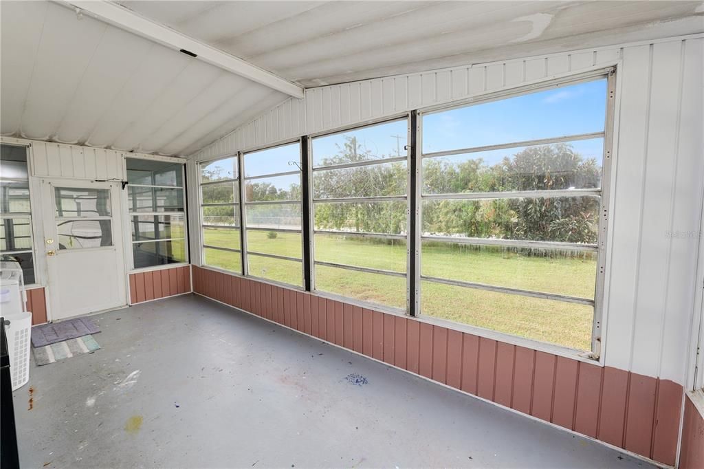 Florida Room with Lots of Natural Light