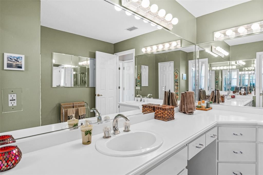 Dual Sinks & Vanity Area